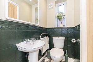 Ensuite- click for photo gallery